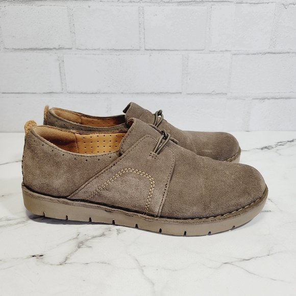 clarks artisan unstructured shoes
